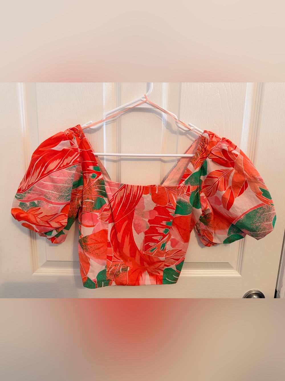 Gianni Bini Women's Red Tropical Puff-Sleeve Crop Top